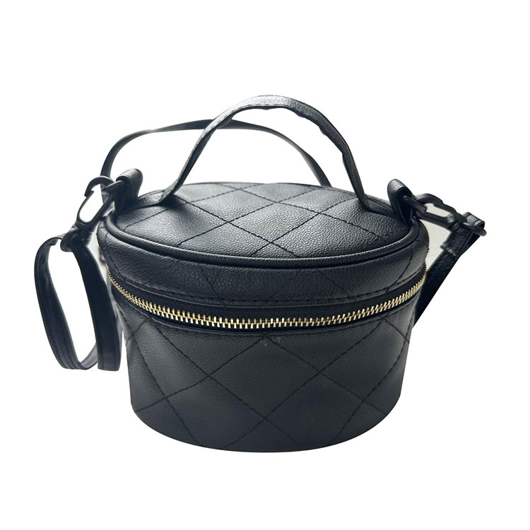 Čo mám robiť, ak sa zips mojej koženej tašky na rameno neotvára?